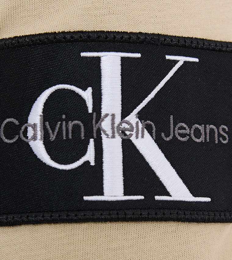 Logo Badge Short Sleeves T-Shirt