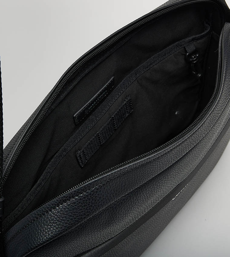 Logo Detail Messenger Bag