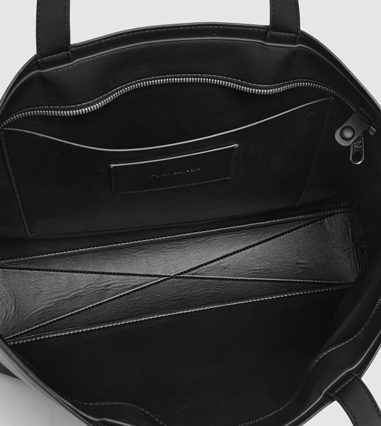 Logo Detail Tote Bag