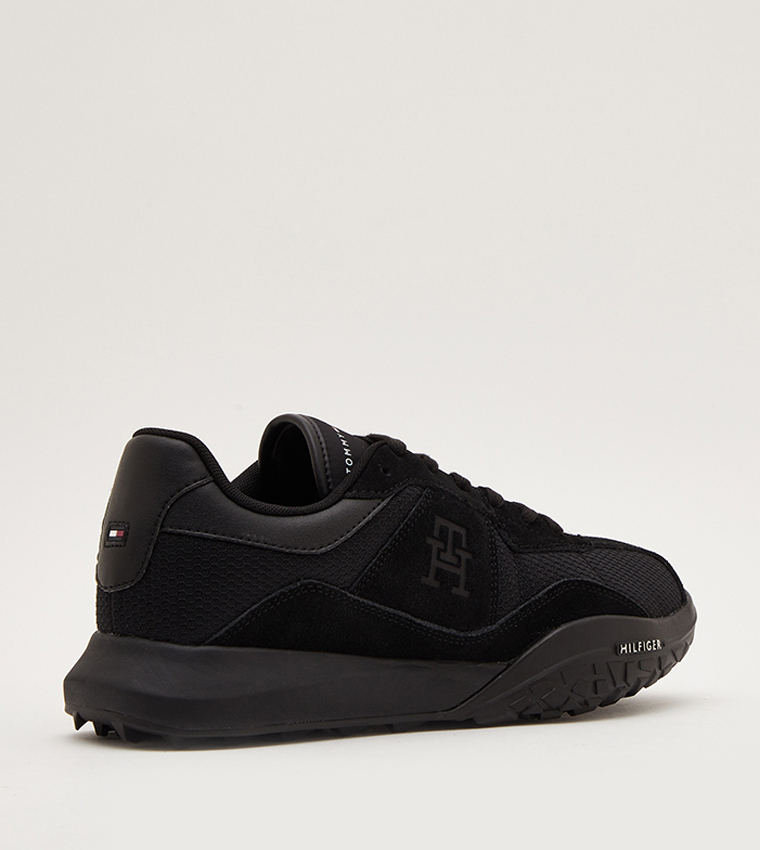 Buy Tommy Hilfiger Retro Modern Logo Detail Running Shoes In Black |  6thStreet Bahrain