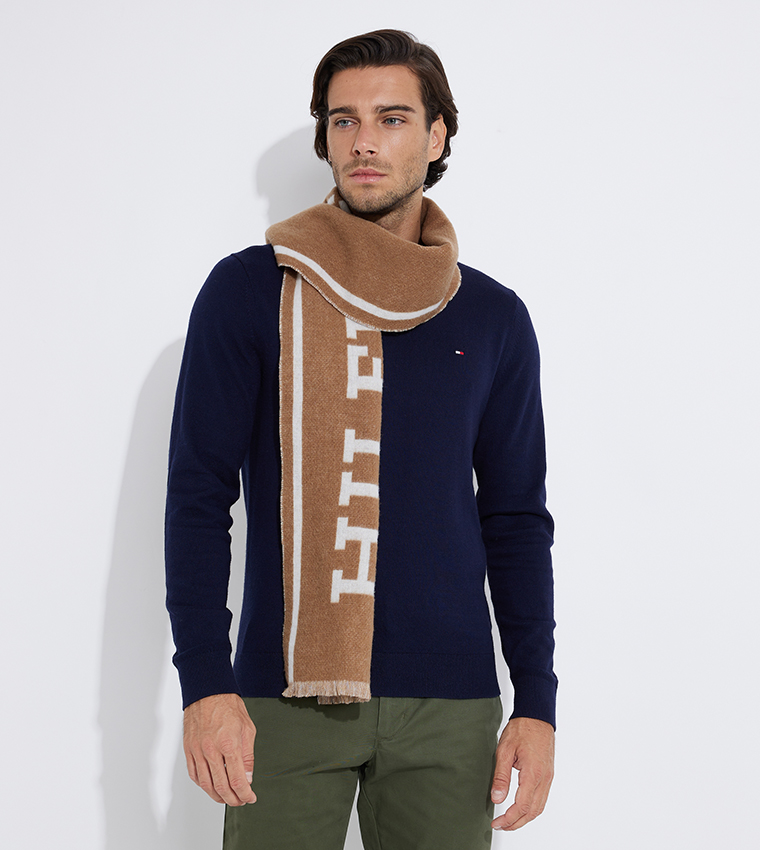 Logo Detail Scarf