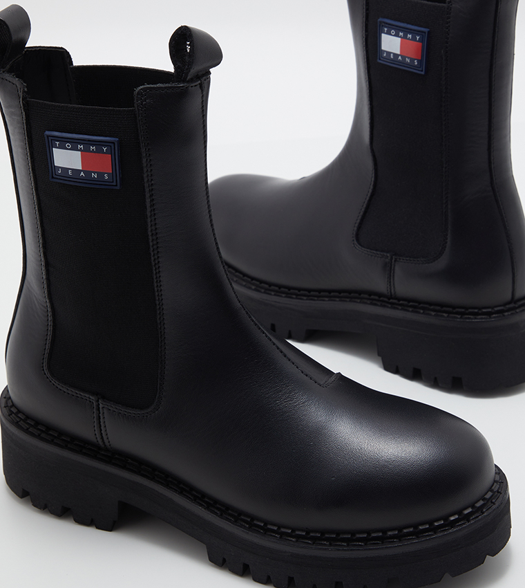 URBAN Logo Badge Chelsea Boots