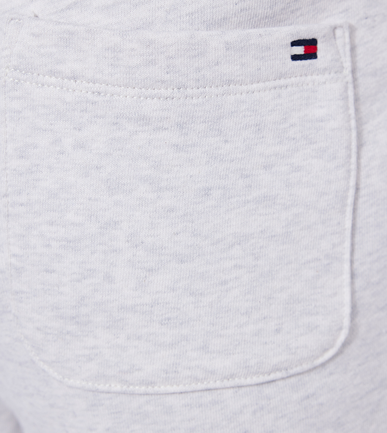 شورت مطرز برباط 