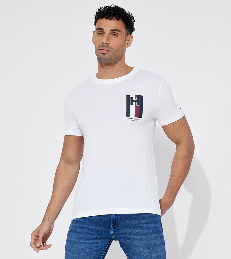 Logo Detail Short Sleeves T-Shirt
