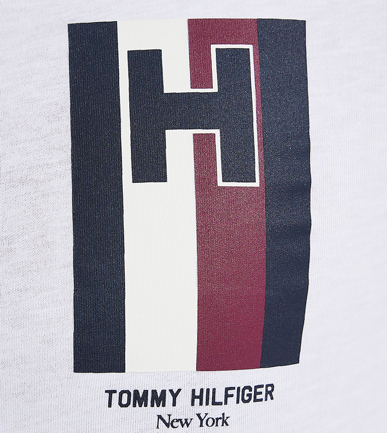 Logo Detail Short Sleeves T-Shirt