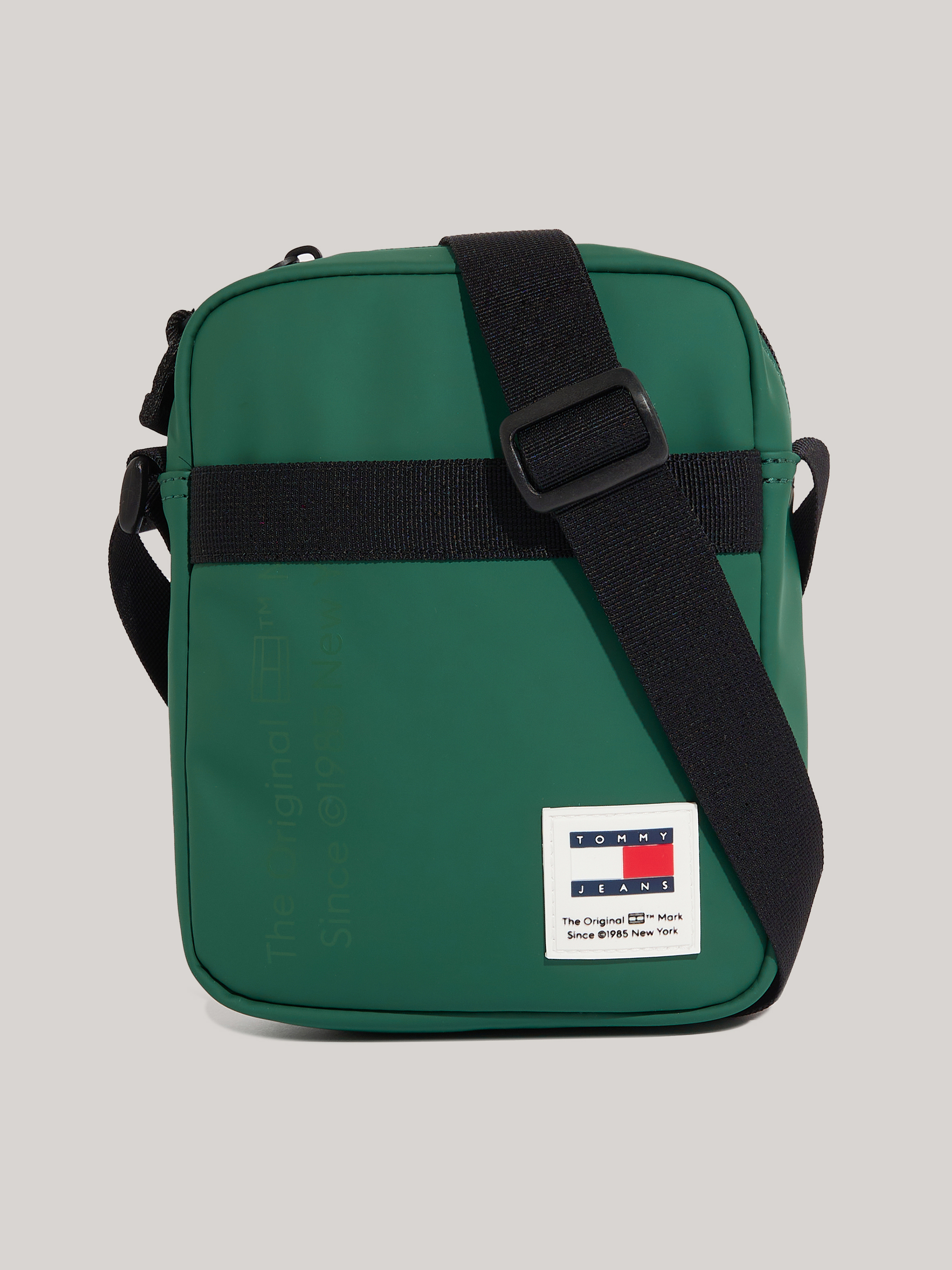 Logo Detail Daily + Reporter Bag