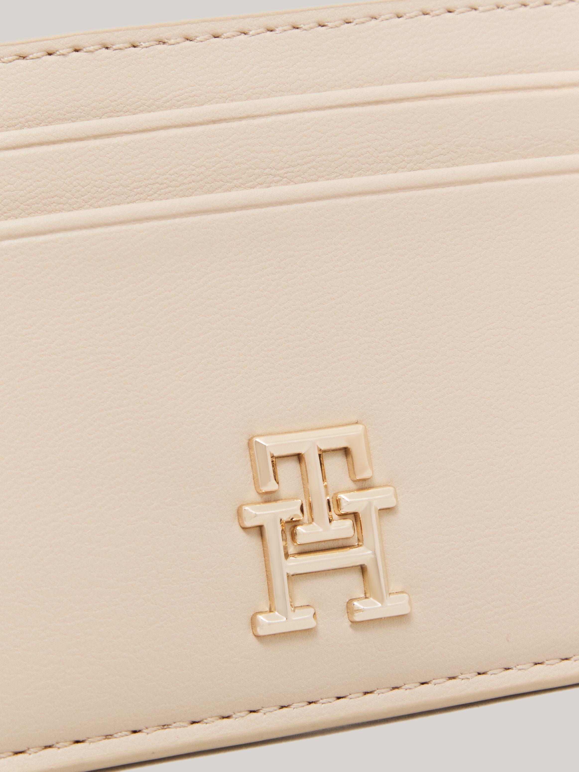 Logo Detail Card Holder