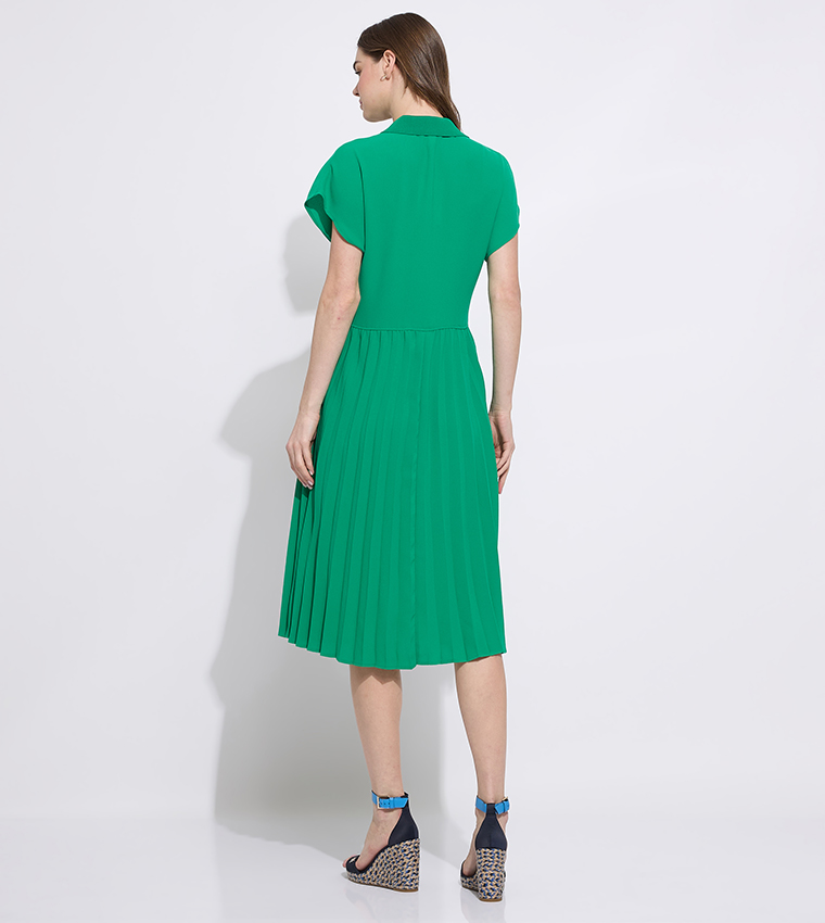 Buy Tommy Hilfiger Short Sleeves Pleated Midi Dress In Green | 6thstreet  Saudi Arabia