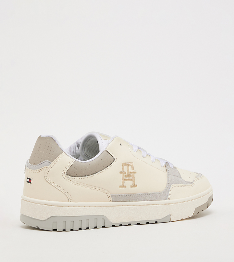 Basket Street Pop Low Top Sneakers