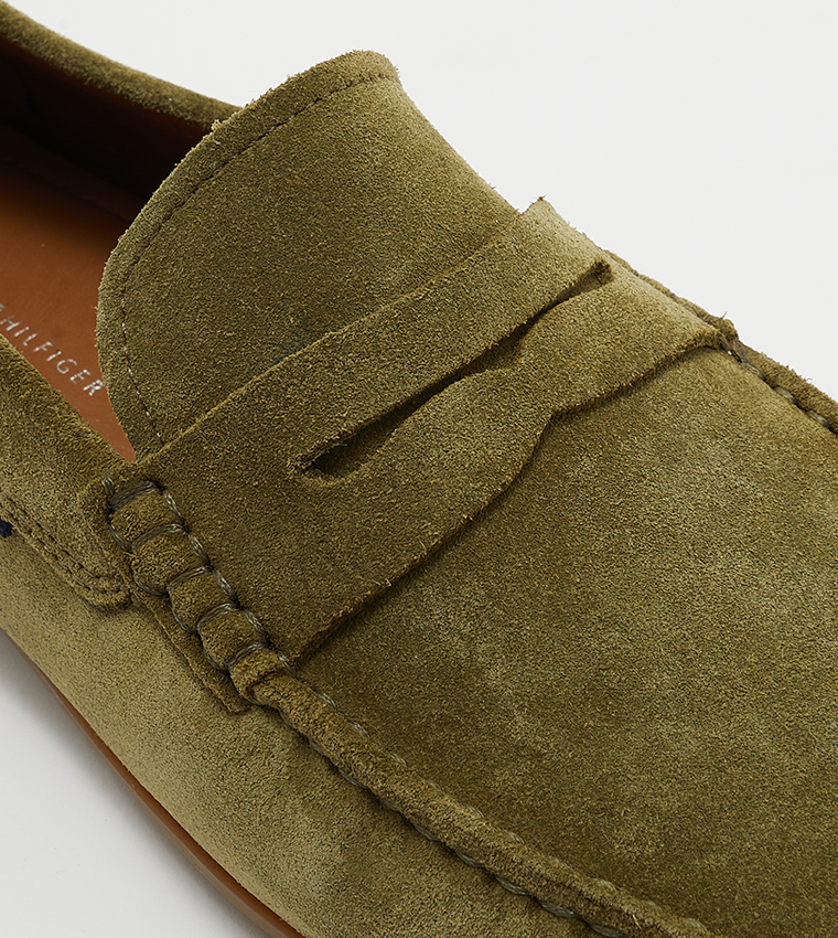Round Toe Suede Loafers