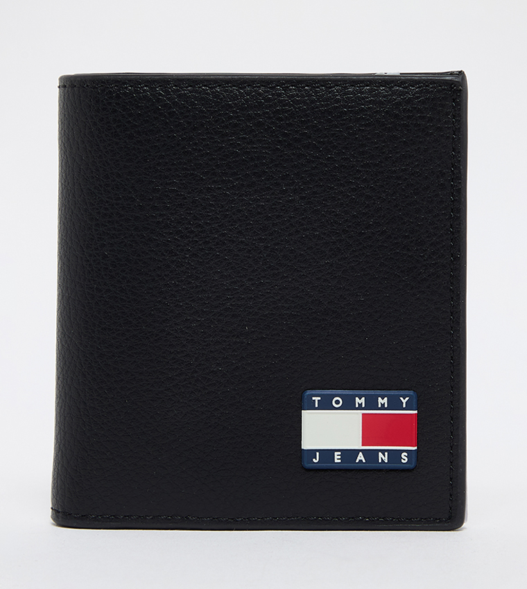 HERITAGE Textured Leather Bi-Fold Wallet