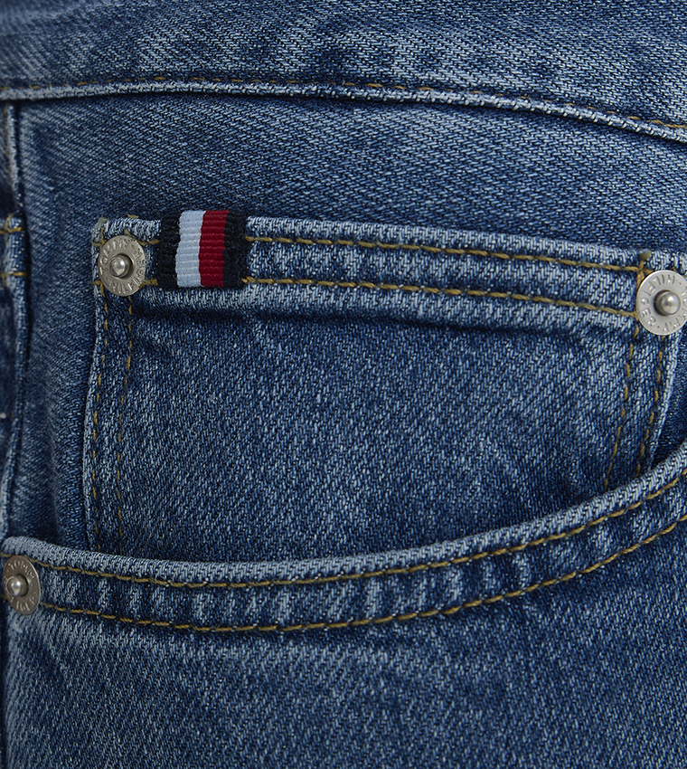 HARLEM Washed Tapered Fit Jeans
