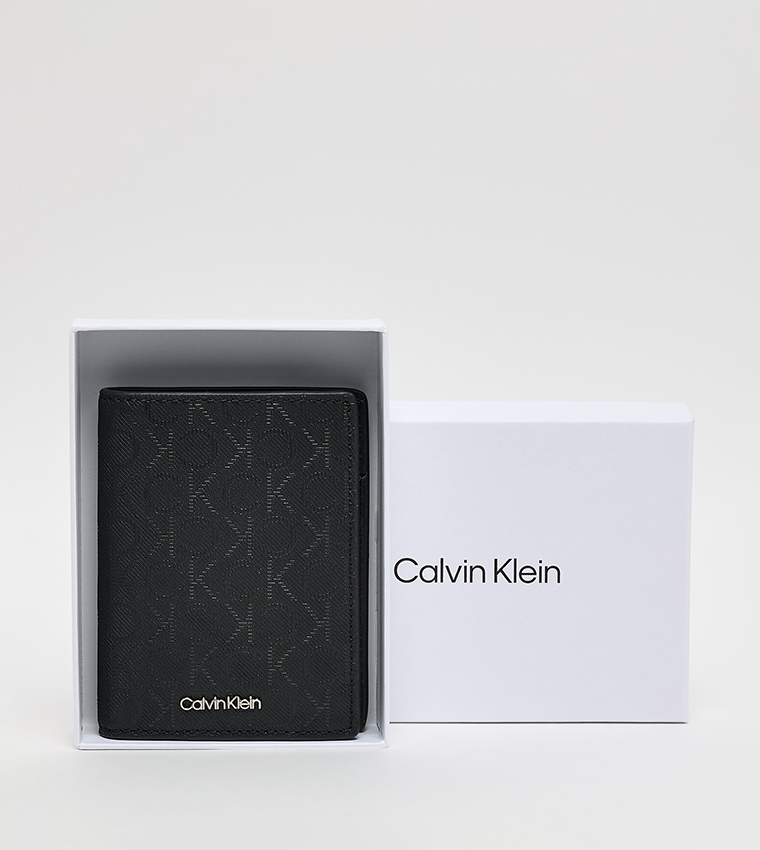Debossed Bi-Fold Card Holder