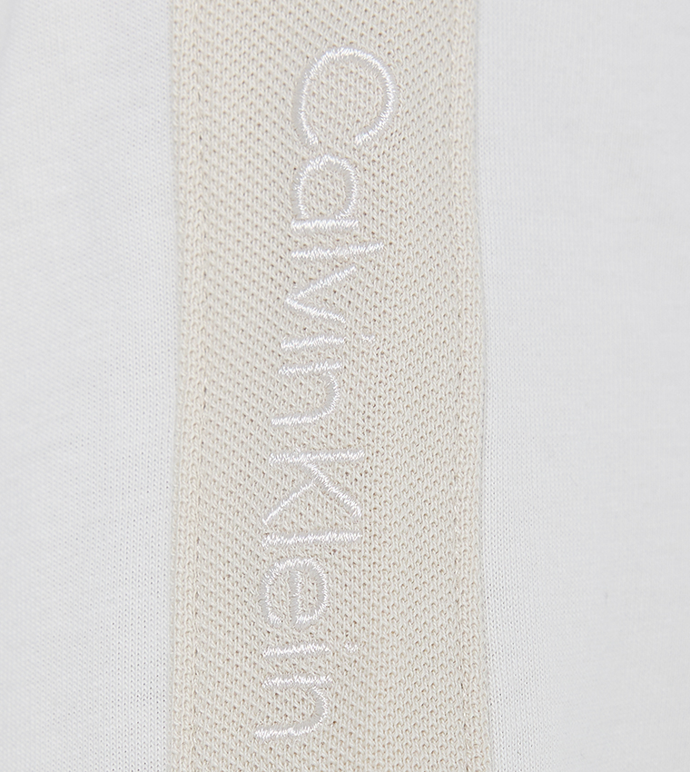 Patch Detail Short Sleeves T-Shirt