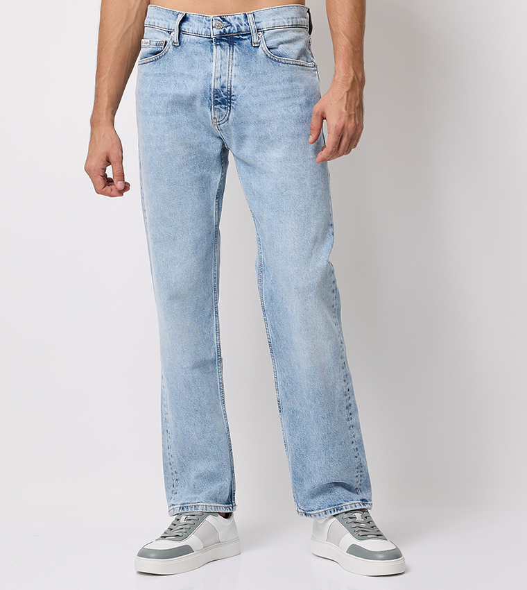 Washed Mid Rise Straight Fit Jeans