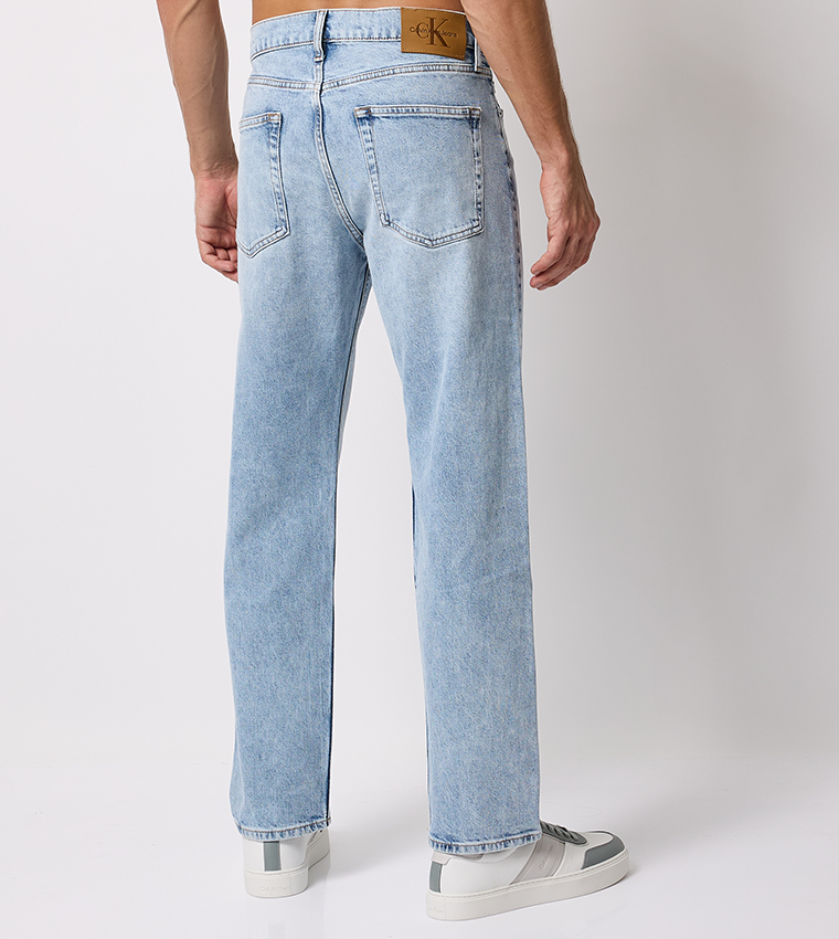 Washed Mid Rise Straight Fit Jeans