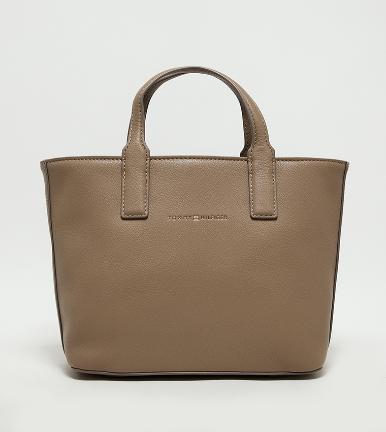 شنطة توت بشعار