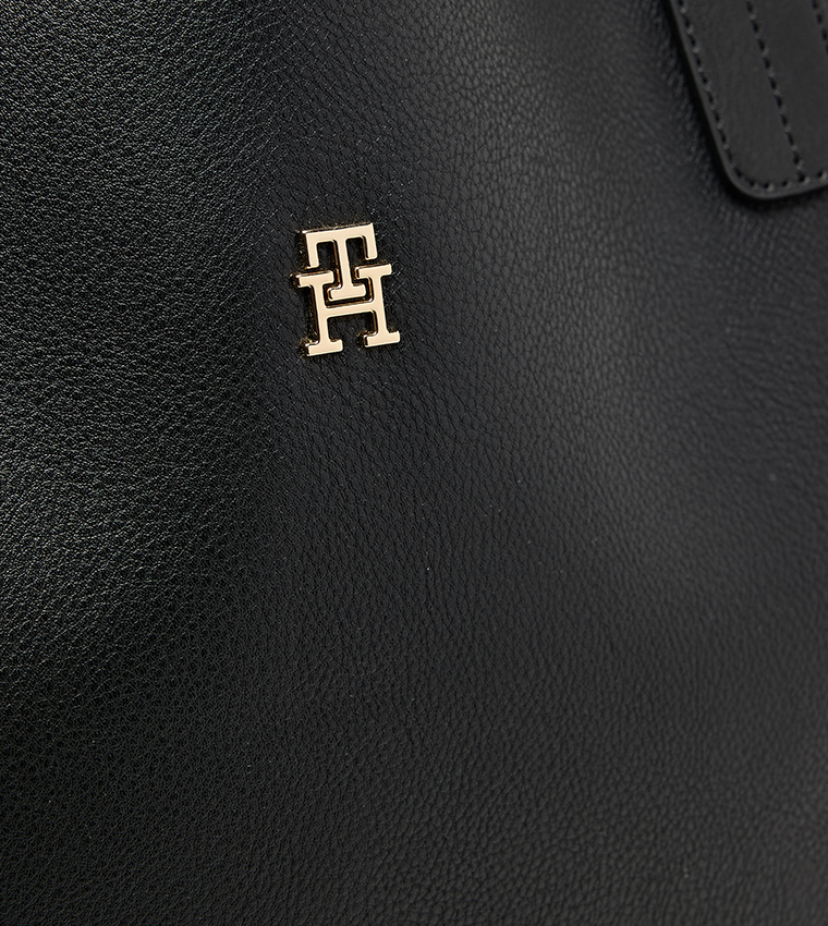 DISTINCT Textured Tote Bag with Pouch