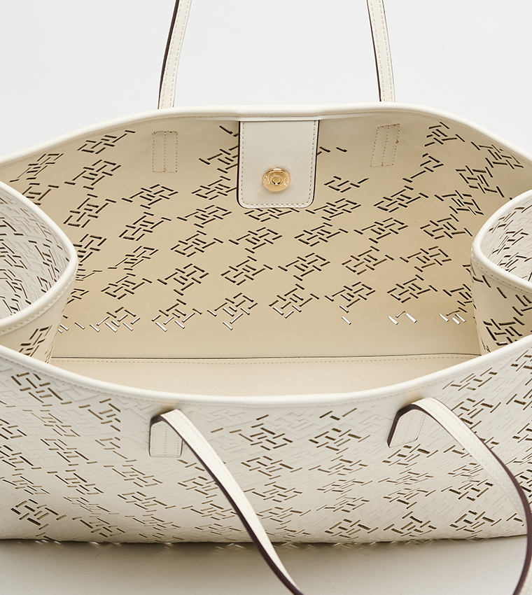 شنطة توت بشعار 