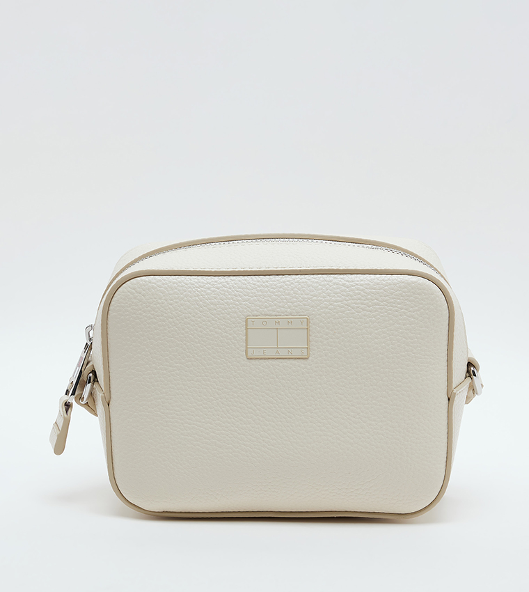 حقيبة كاميرا موست بشعار