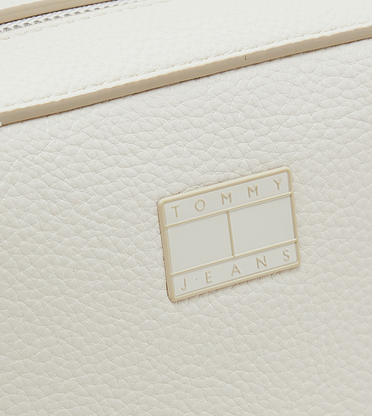 حقيبة كاميرا موست بشعار