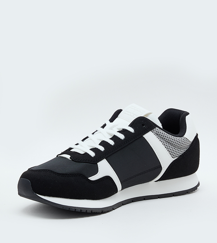 Logo Badge Runner Sneakers
