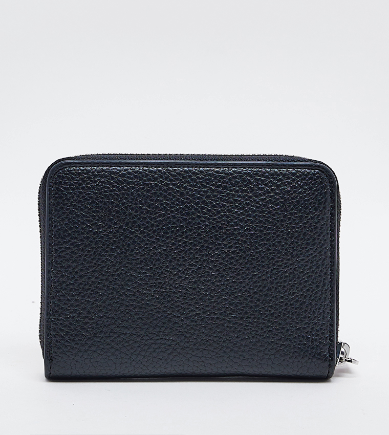 Logo Badge Must Wallet