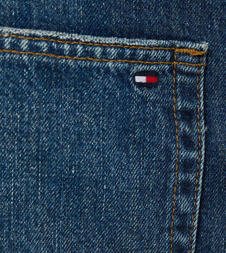 RIVER Faded Relaxed Fit Jeans