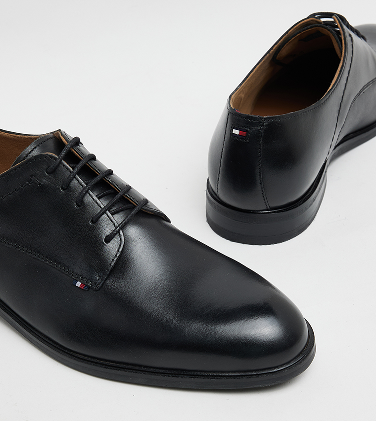 Textured Thunit Leather Derby Shoes