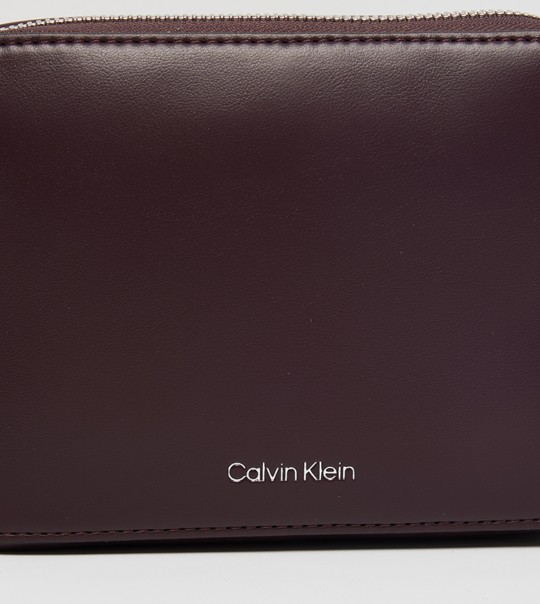 Logo Detail Zippered Camera Bag