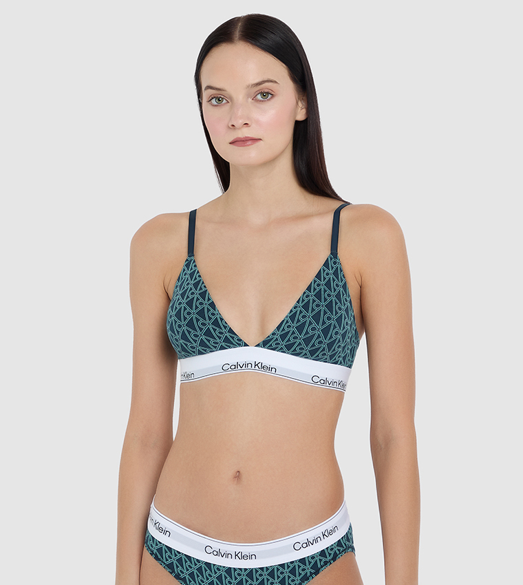 صدرية مثلثة مبطنة خفيفة بطبعة شعار