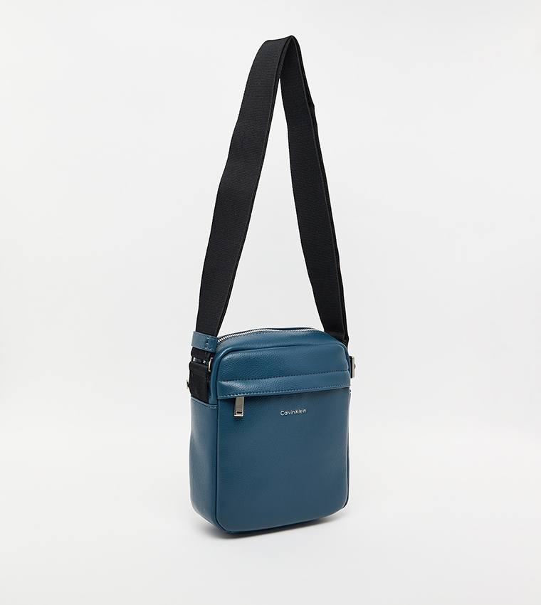 Logo Detail Raised Reporter Bag