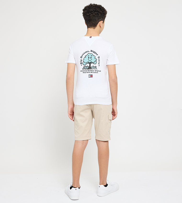 تيشيرت بقبة مستديرة بطبعة شعار