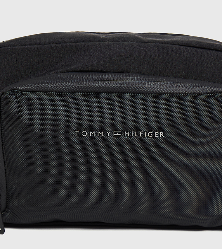 Logo Detail Zippered Toiletry Bag
