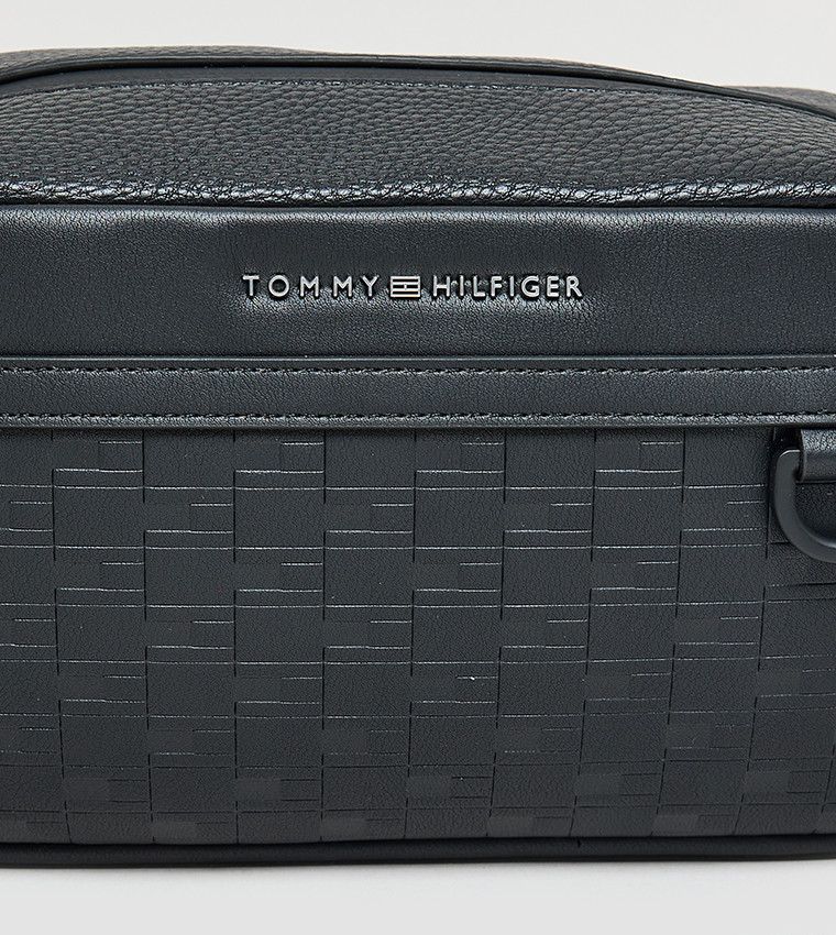 Logo Detail Zippered Toiletry Bag