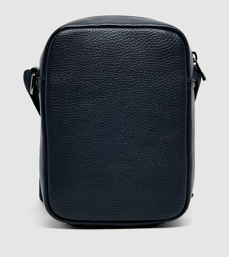 شنطة ريبورتر بشعار وسحاب 