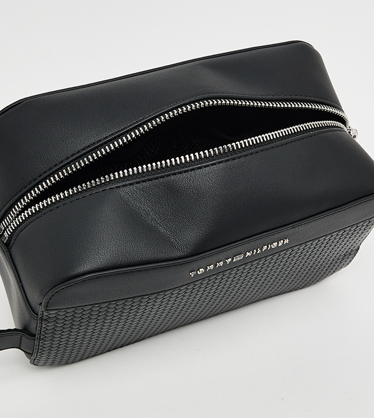 Logo Detail Textured Toiletry Bag