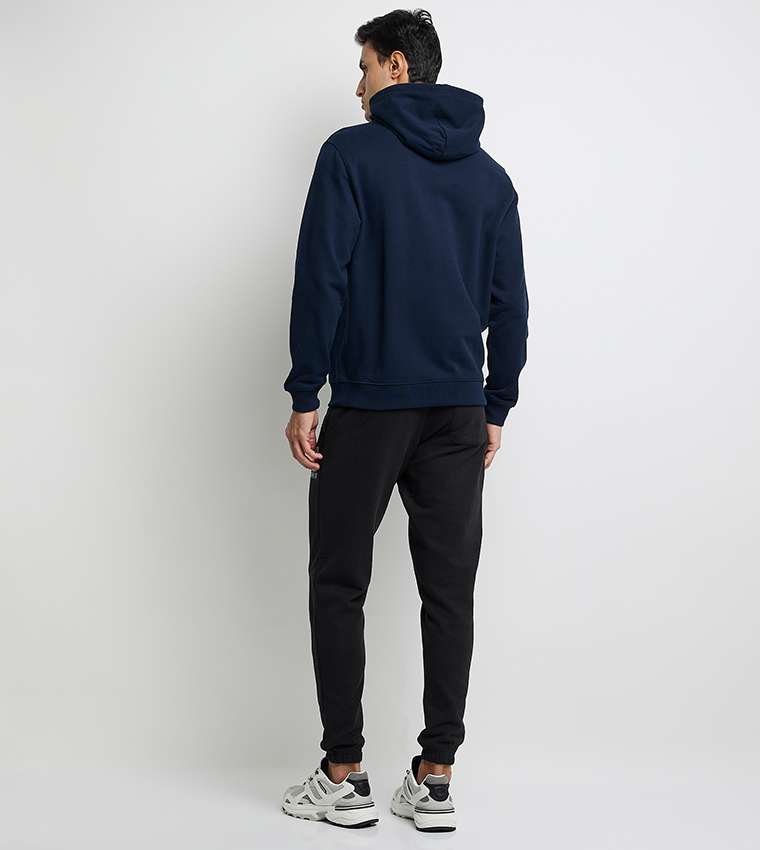 هودي بطبعة الشعار وكم طويل 