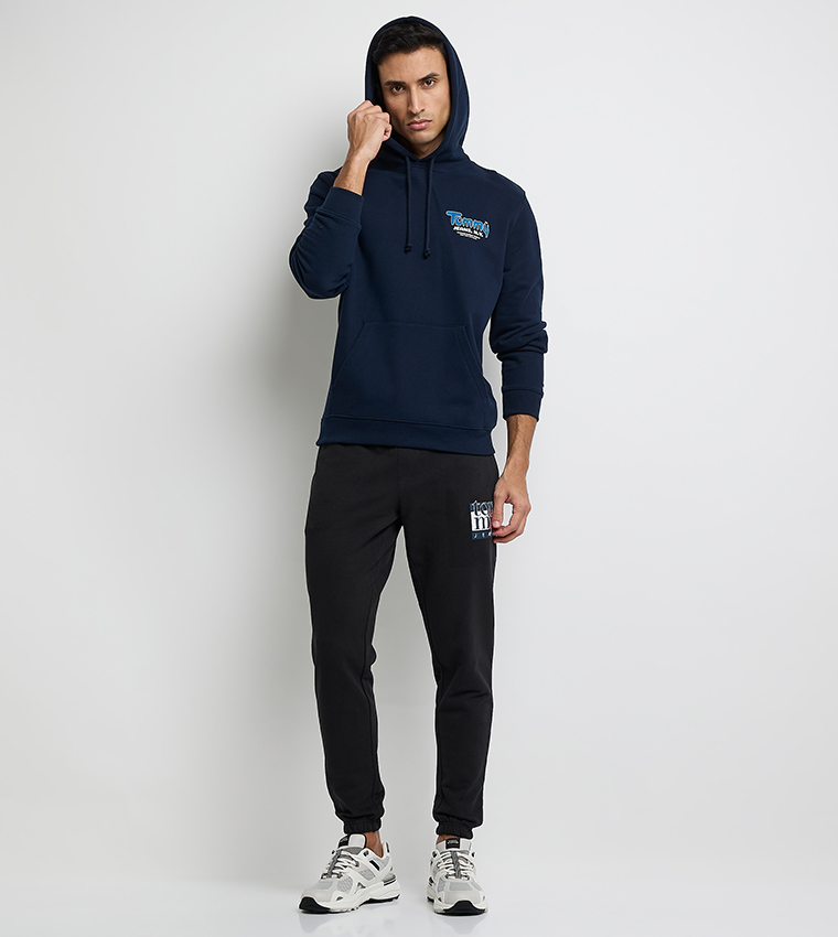 هودي بطبعة الشعار وكم طويل 