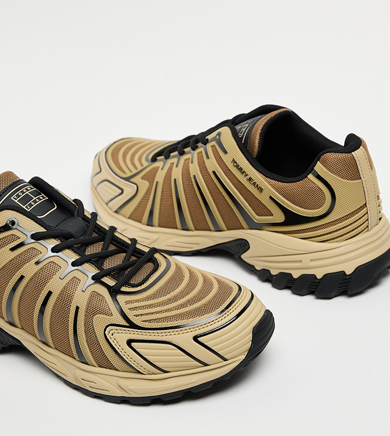 Printed Outdoor Runner Sneakers