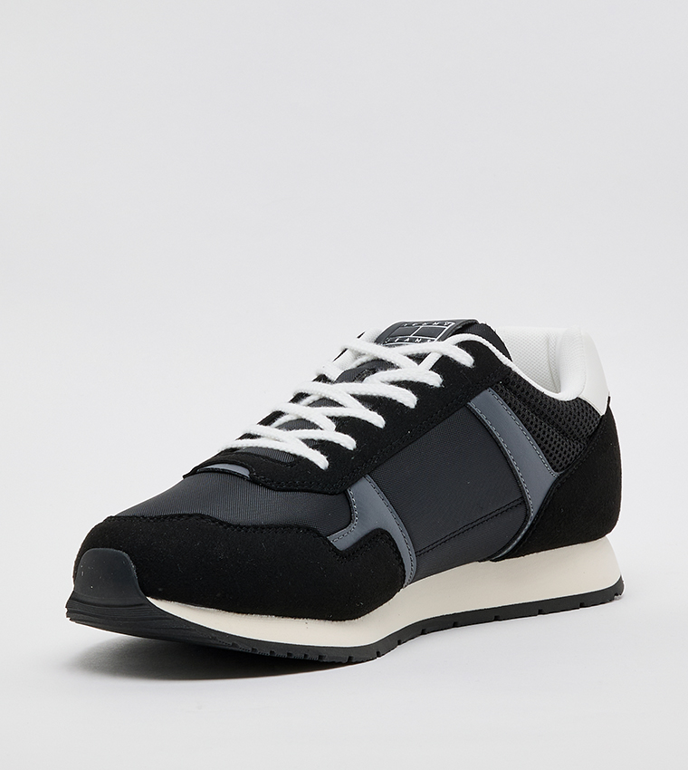 RUNNER Color Block Low-Top Sneakers