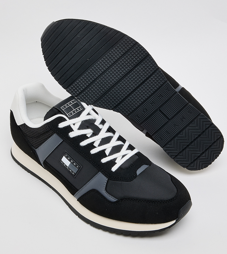 RUNNER Color Block Low-Top Sneakers