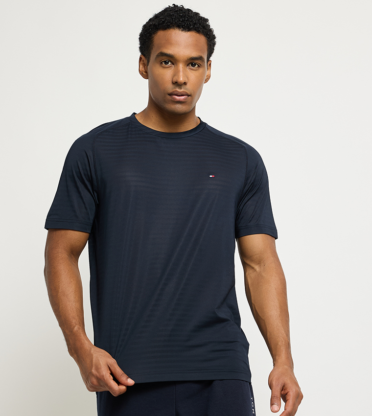 Flag Detail Raglan Sleeves Active T-Shirt