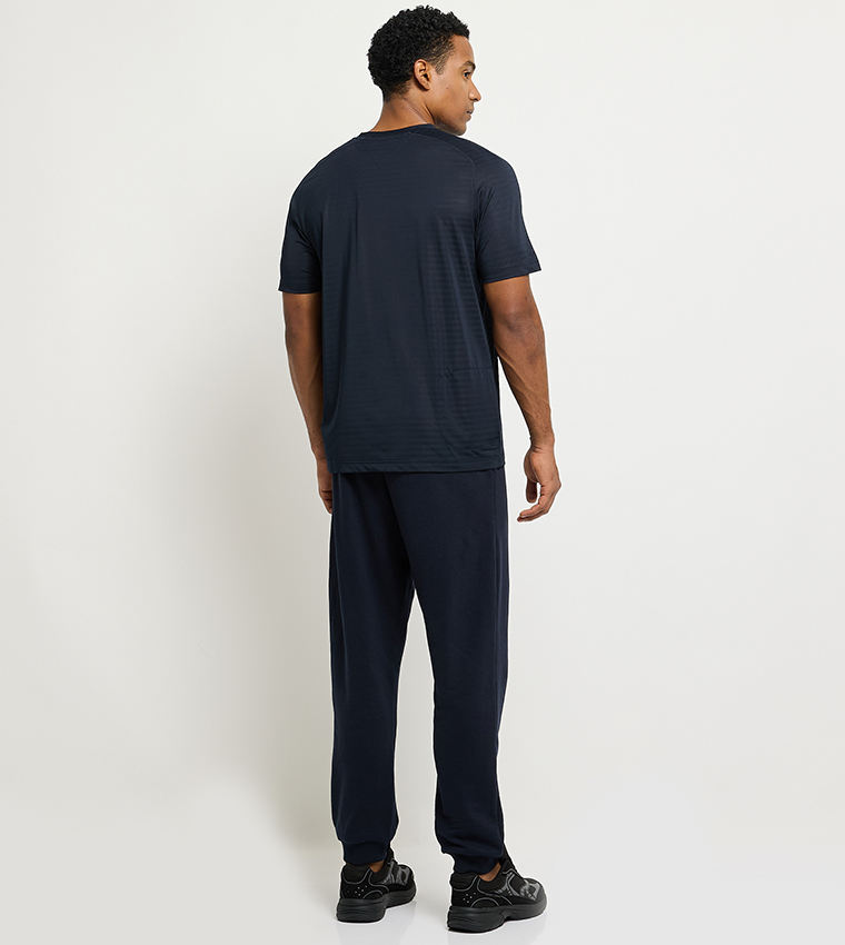 Flag Detail Raglan Sleeves Active T-Shirt