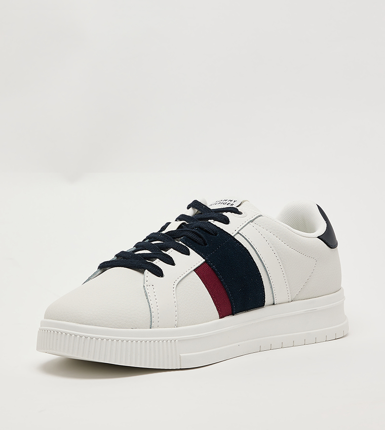 Supercup Round Toe Lace-Up Sneakers