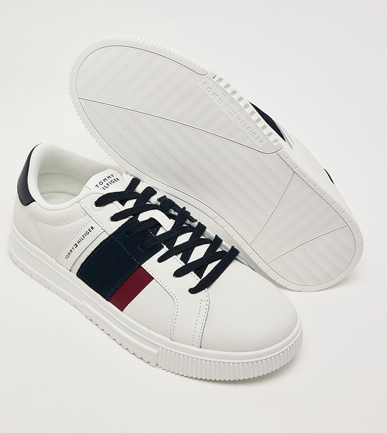 Supercup Round Toe Lace-Up Sneakers