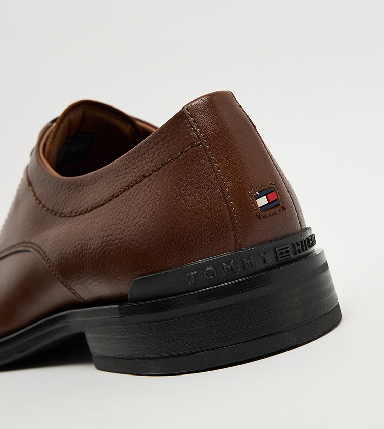 CORPORATE Solid Lace-Up Derby Shoes