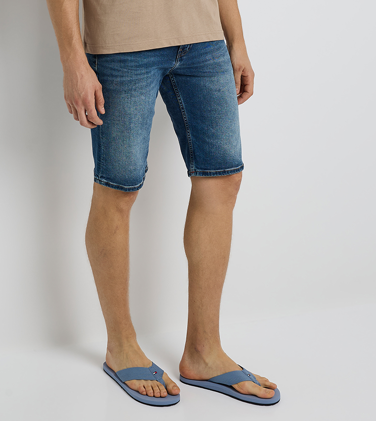 فليب فلوب بطبعة شعار 