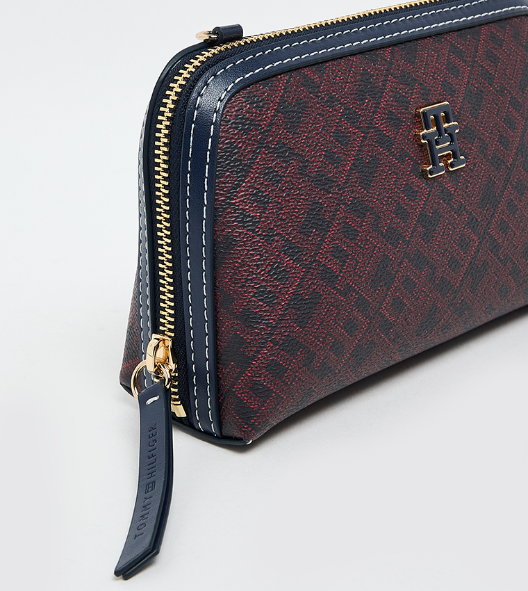 شنطة كروس بودي مونوغرام بسحاب 