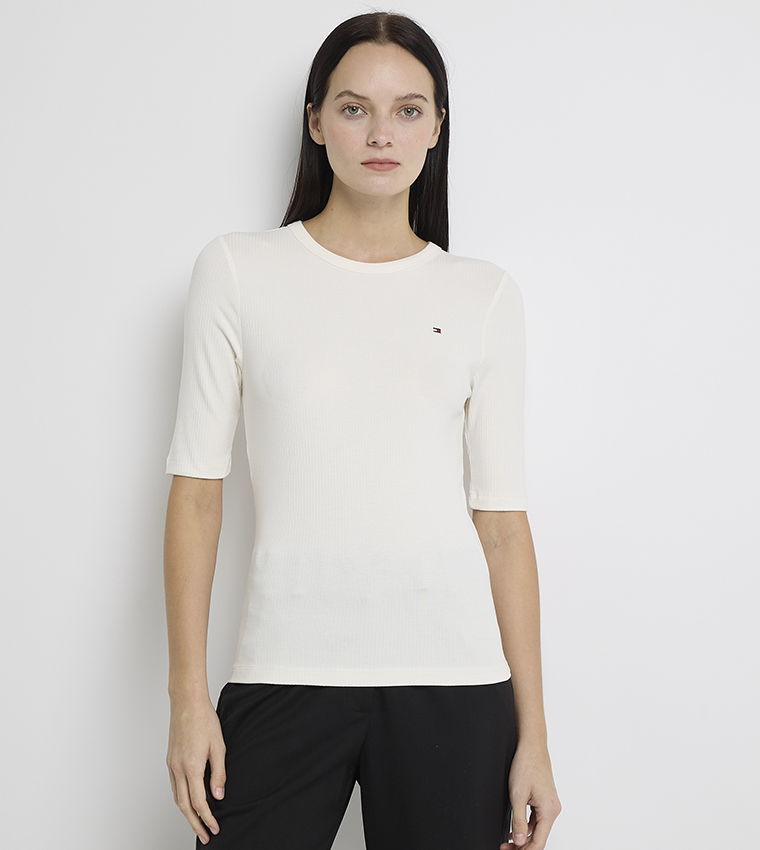 تيشيرت كاجوال بشعار وكم قصير 